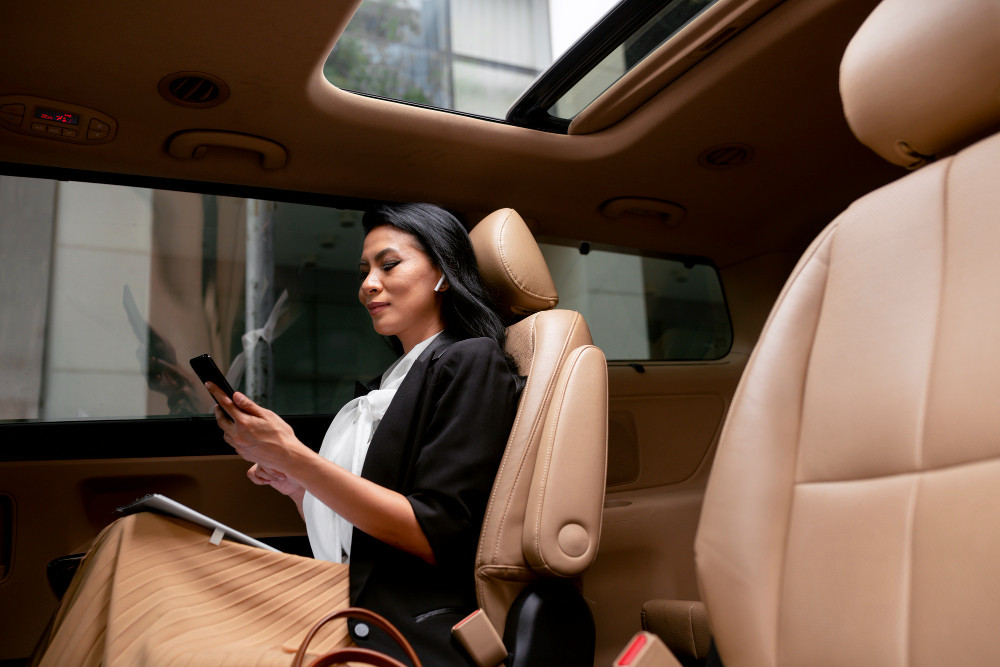 Book a Luxury Taxi Wollongong for a Truly Premium Travel Experience